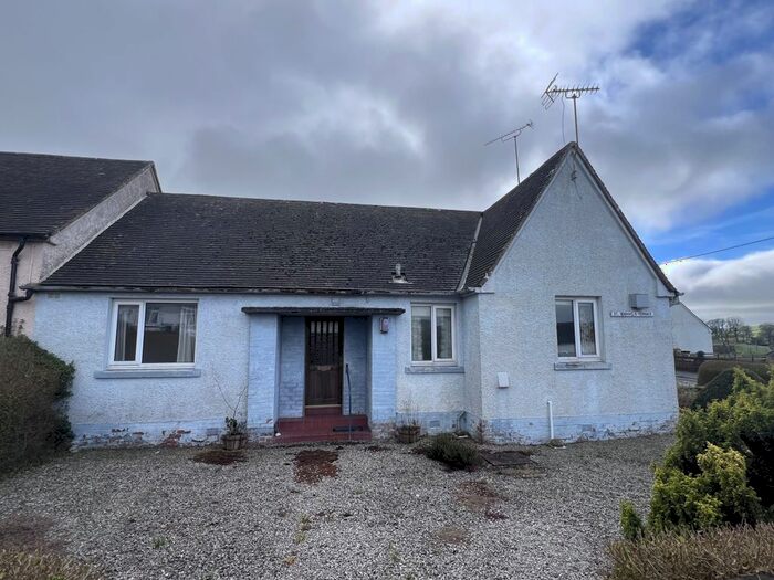3 Bedroom Semi-Detached Bungalow For Sale In St. Michaels Terrace, Crossmichael, Castle Douglas, DG7