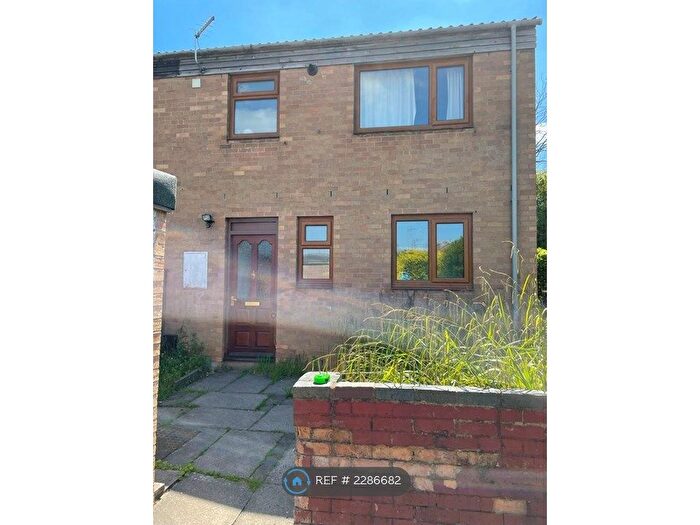 4 Bedroom End Of Terrace House To Rent In Langwood Close, Coventry, CV4