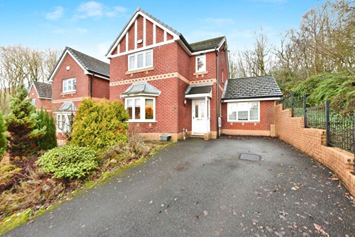 3 Bedroom Detached House For Sale In Westwood Avenue, Hyde, Greater Manchester, SK14