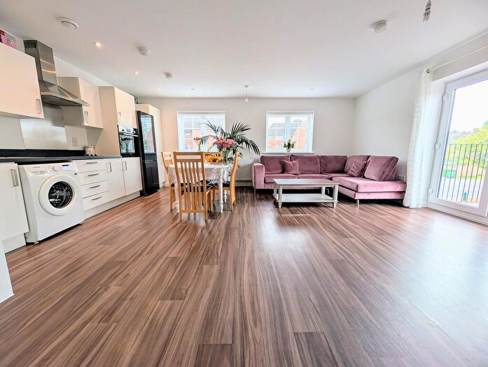 2 Bedroom Apartment For Sale In Springfield Road, Bury St. Edmunds, IP33
