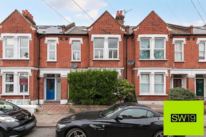 1 Bedroom Flat For Sale In Boundary Road, London, SW19