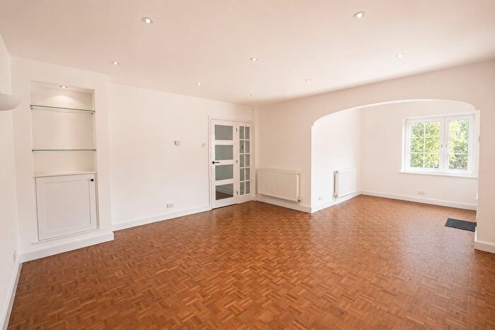 4 Bedroom Terraced House To Rent In Staplers Court, Penenden Heath, ME14