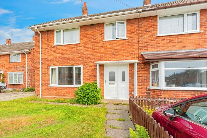 3 Bedroom End Of Terrace House For Sale In Kingsley Avenue, Wirral, CH62
