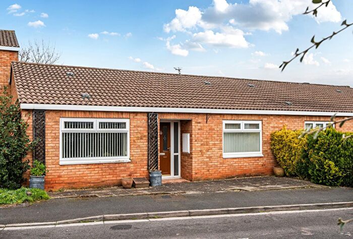 2 Bedroom Bungalow For Sale In Lapwing Gardens, Frenchay Park, Bristol, Bristol, BS16
