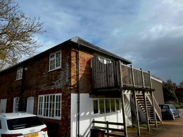 2 Bedroom Flat To Rent In Boarmans Lane, Brookland, Romney Marsh, TN29