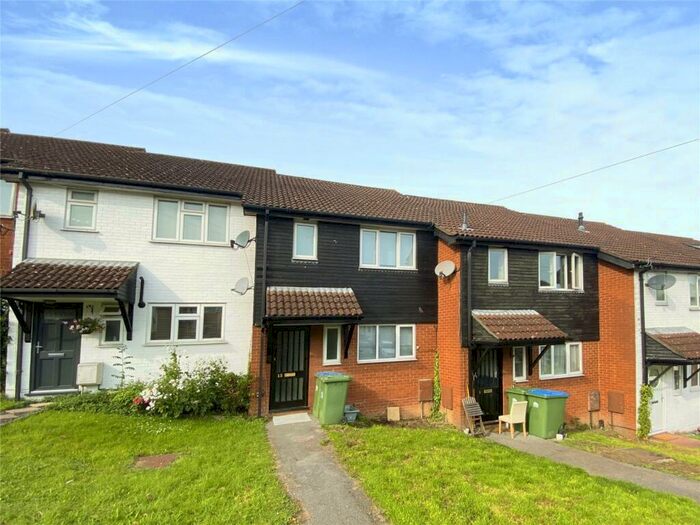 3 Bedroom Terraced House To Rent In Woodmill Lane, Southampton, Hampshire, SO18