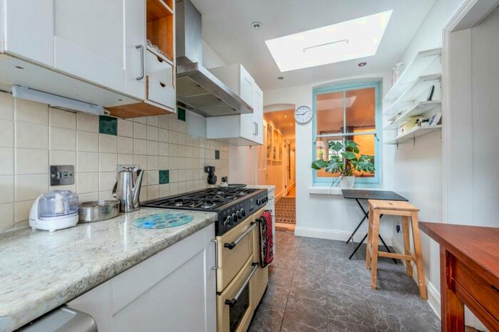 1 Bedroom Flat To Rent In Oval Road, Croydon, CR0