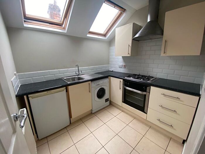2 Bedroom Apartment To Rent In Theobald Road, Cardiff, CF5