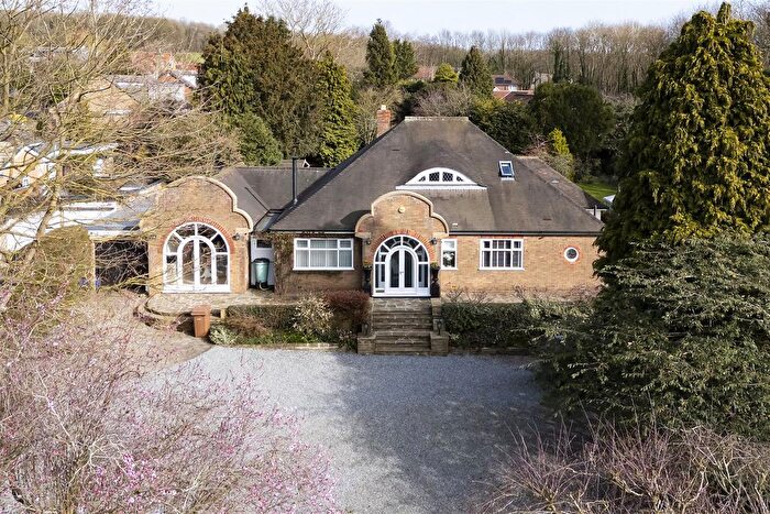 5 Bedroom Chalet For Sale In Welton Old Road, Welton, HU15