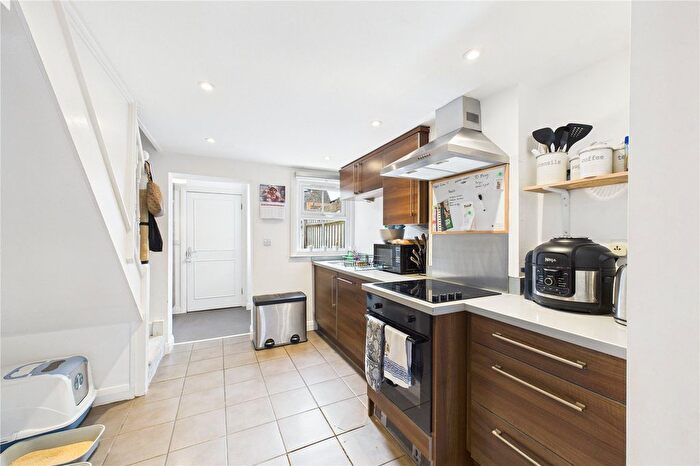 2 Bedroom Terraced House For Sale In High Street, Theale, Reading, Berkshire, RG7