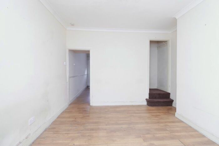 2 Bedroom Terraced House To Rent In Great Central Avenue, Balby, Doncaster, DN4