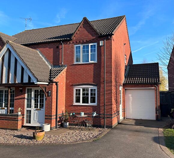 3 Bedroom Semi Detached House For Sale In Grange View, Battram, Coalville, LE67