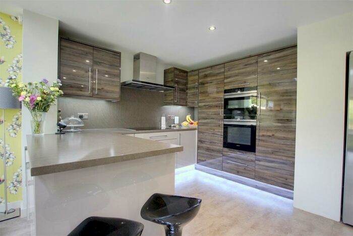 4 Bedroom Detached House For Sale In Hanby Lane, Willoughby, Alford, LN13