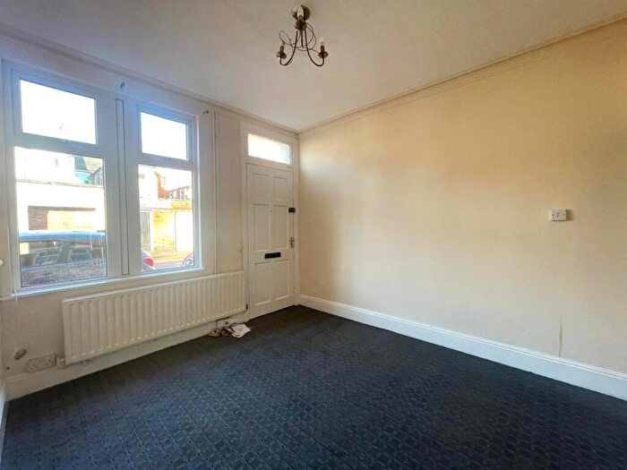 2 Bedroom Detached House To Rent In Livingstone Street, Leicester, LE3