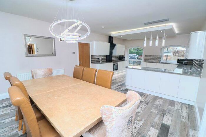 4 Bedroom Detached House For Sale In Lockhaugh Road, Rowlands Gill, NE39