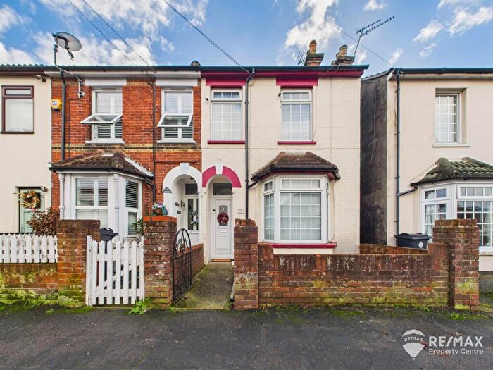 2 Bedroom End Of Terrace House For Sale In Lee Road, Dovercourt, CO12