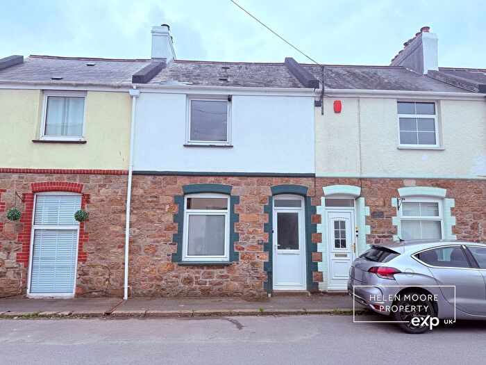 2 Bedroom Cottage For Sale In Belmont Road, Ivybridge, Devon, PL21