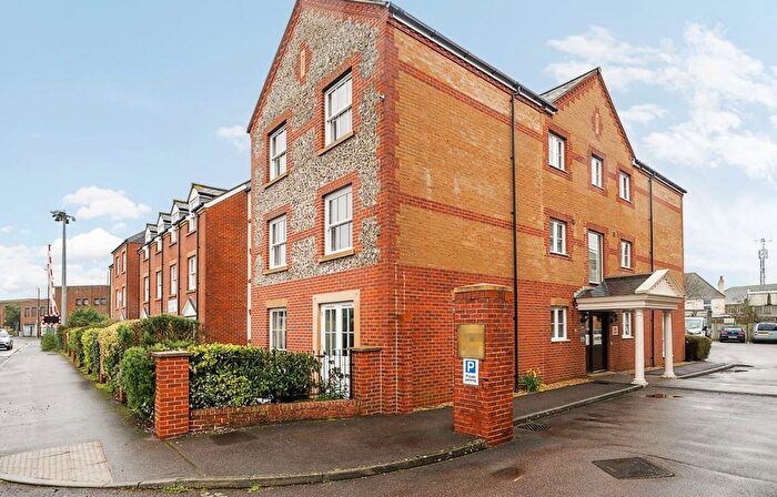 1 Bedroom Property For Sale In Stockbridge Road, Chichester, PO19