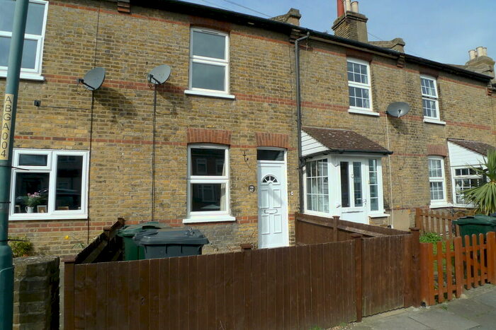 2 Bedroom Terraced House To Rent In Blenheim Road, Dartford, DA1