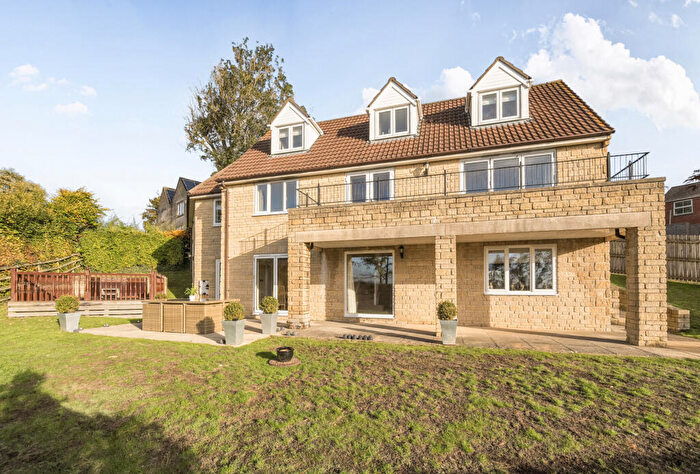 4 Bedroom Detached House For Sale In Bath Old Road, Radstock, Somerset, BA3
