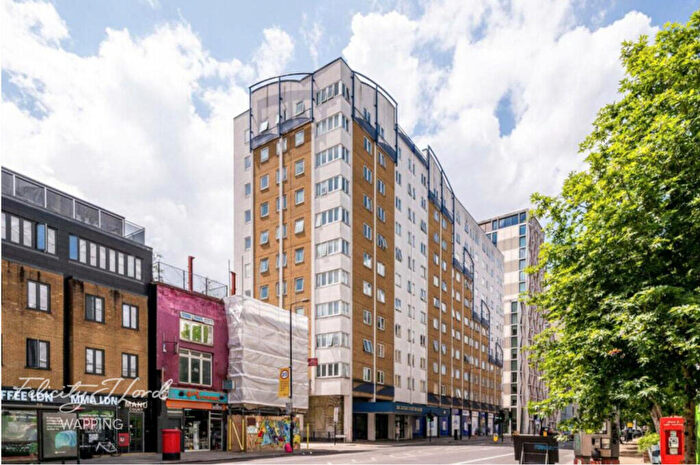 2 Bedroom Apartment To Rent In Commercial Road, London, E1
