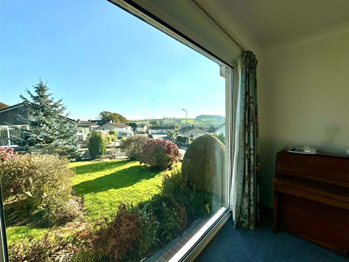 3 Bedroom Detached Bungalow For Sale In Greenmeadow Close, Penhow, Caldicot, NP26