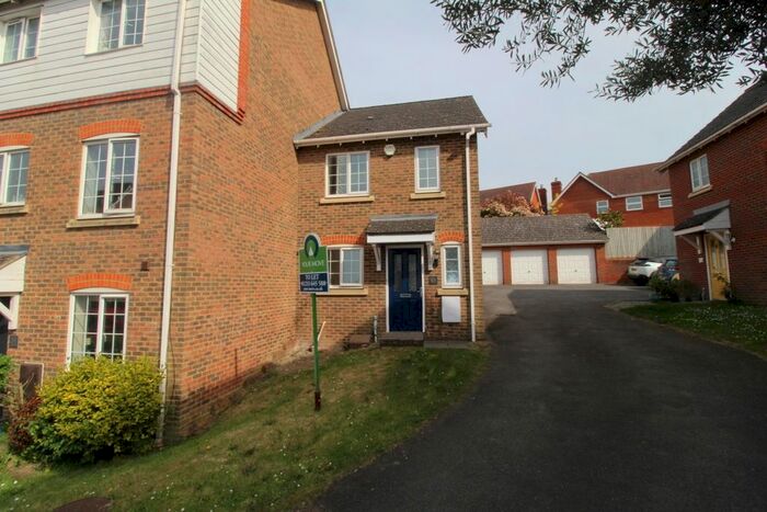 3 Bedroom Semi-Detached House To Rent In Imperial Way, Singleton, Ashford, Kent, TN23