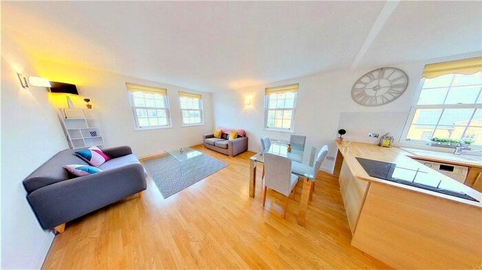 2 Bedroom Flat To Rent In Frederick Square, Rotherhithe Street, London, SE16