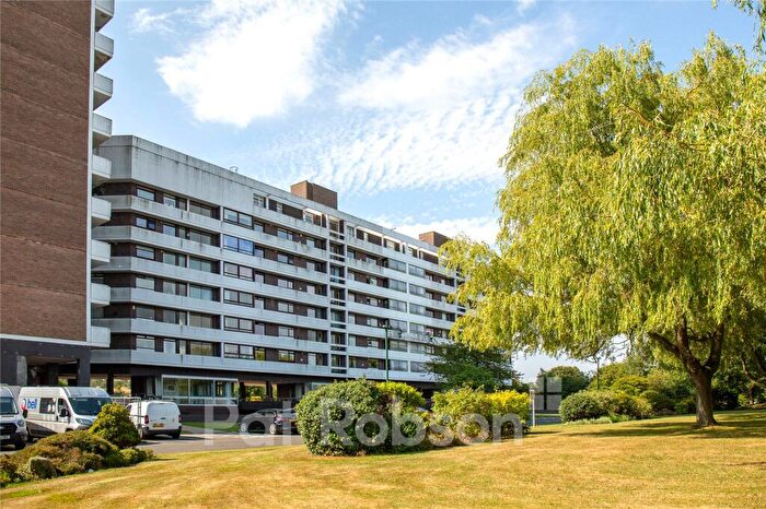 1 Bedroom Apartment To Rent In Montagu Court, Gosforth, Newcastle Upon Tyne, NE3