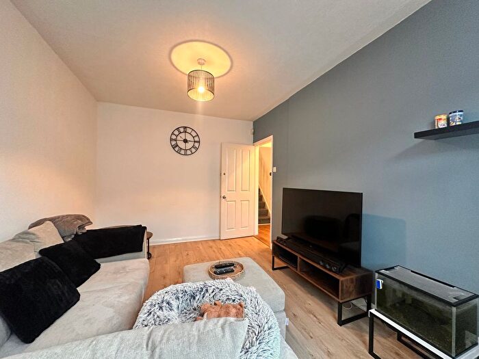 3 Bedroom Terraced House To Rent In Trinity Road, Gillingham, ME7
