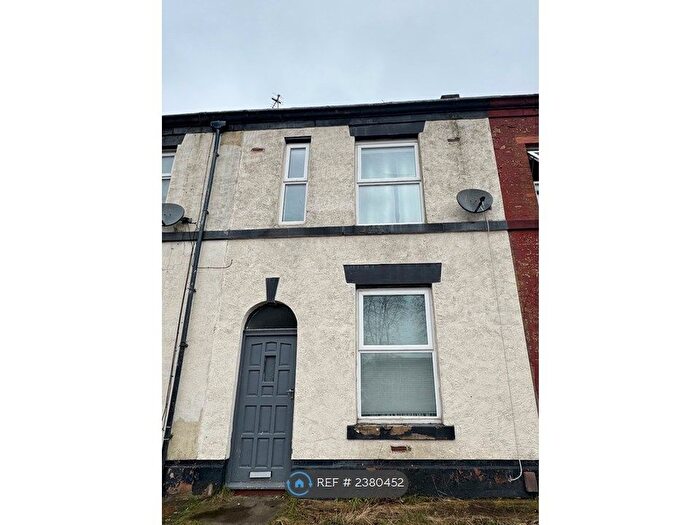 3 Bedroom Terraced House To Rent In Frank Street, Bury, BL9
