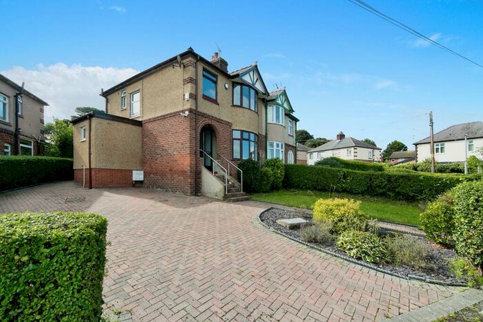 3 Bedroom Semi-Detached House For Sale In Abergele Road, Llanddulas, Abergele, Conwy, LL22