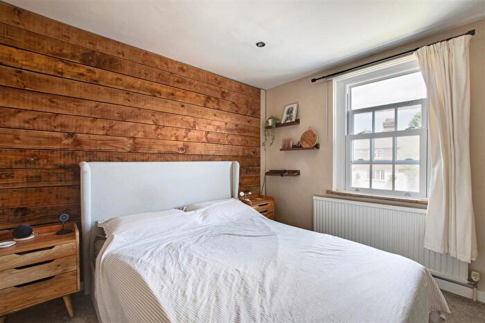 2 Bedroom Terraced House For Sale In Old Hill, Orpington, BR6
