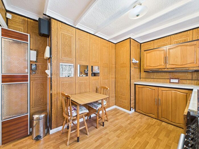 2 Bedroom Semi-Detached Bungalow For Sale In Crossdale Road, Hindley Green, WN2