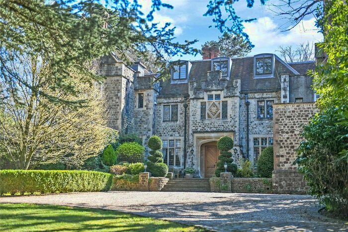 5 Bedroom Detached House For Sale In Church Road, Sundridge, Sevenoaks, Kent, TN14