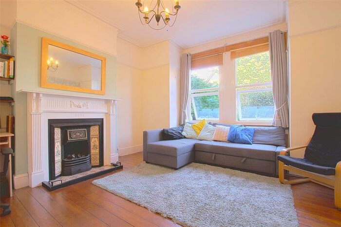 2 Bedroom Flat To Rent In Seaford Road, London, W13