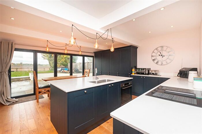 3 Bedroom Semi-Detached Bungalow For Sale In Orchard Drive, Meopham, Kent, DA13