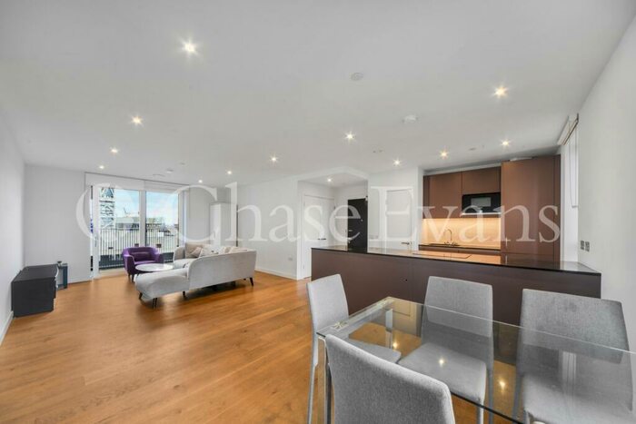 3 Bedroom Flat To Rent In Levy Building, Elephant Park, Heygate Street, Elephant & Castle, London, SE17