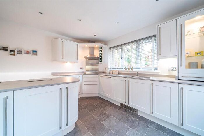 2 Bedroom Detached Bungalow For Sale In Astley Burf, Stourport-On-Severn, DY13