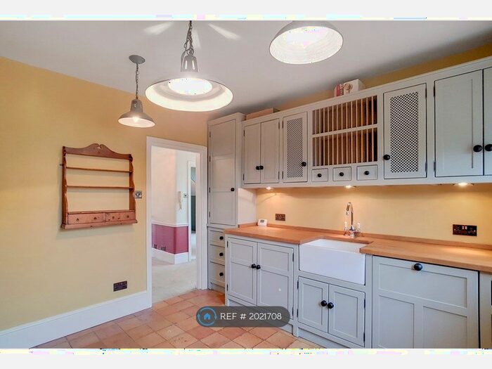 2 Bedroom Flat To Rent In Spencer Road, South Croydon, CR2