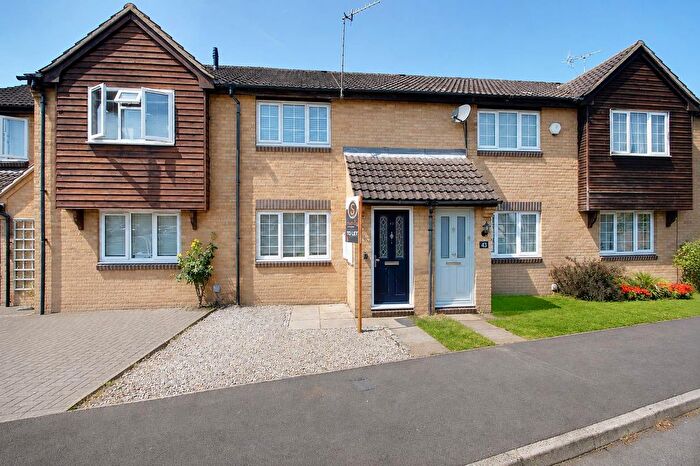2 Bedroom Terraced House To Rent In Roman Gardens, Kings Langley, WD4