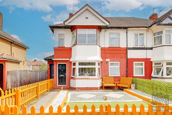 2 Bedroom Maisonette To Rent In Glenloch Road, Enfield, EN3