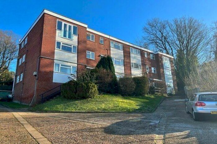 1 Bedroom Flat To Rent In Bond Road, Southampton, SO18