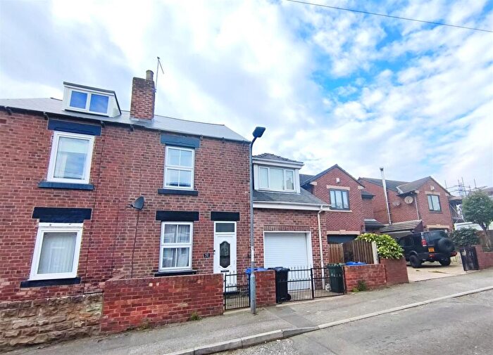 3 Bedroom Semi Detached House For Sale In Alfred Street, Royston, S71