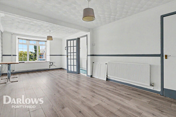 3 Bedroom End Of Terrace House For Sale In Broadway, Pontypridd, CF37