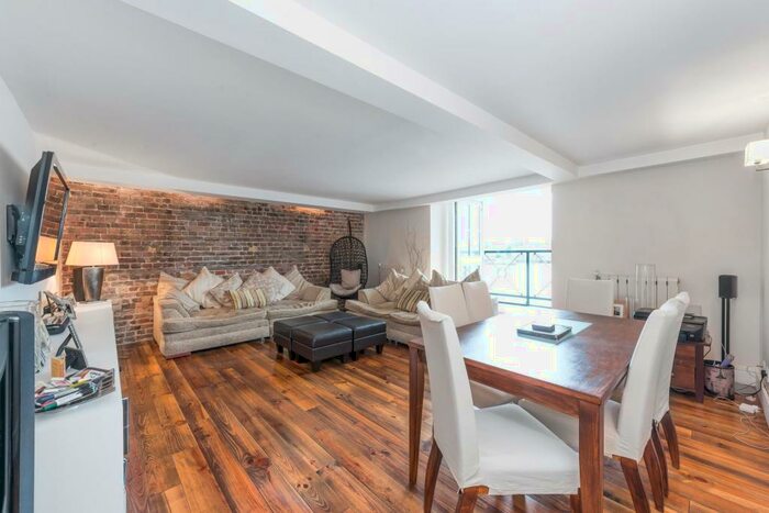 2 Bedroom Apartment To Rent In St Thomas Wharf, Wapping High Street, E1W