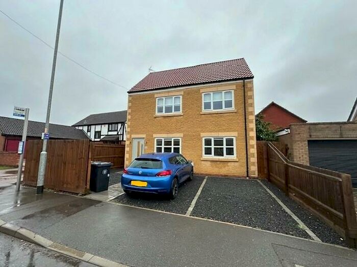 1 Bedroom Apartment To Rent In Halfleet, Market Deeping, Peterborough, PE6