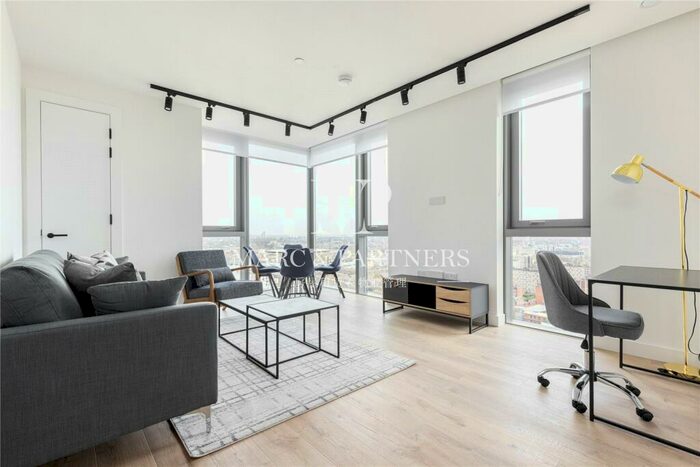 2 Bedroom Apartment To Rent In Valencia Tower, City Road, Bollinder Place, London, EC1V