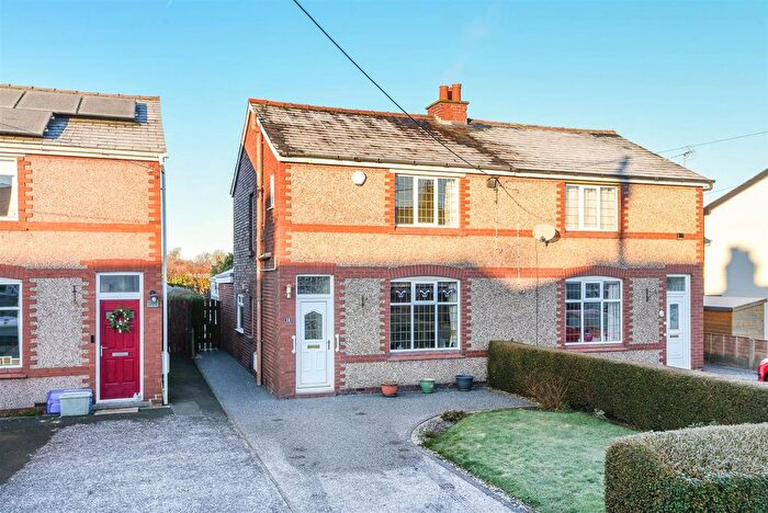 3 Bedroom Semi-Detached House For Sale In Dale Avenue, Longton, Preston, PR4