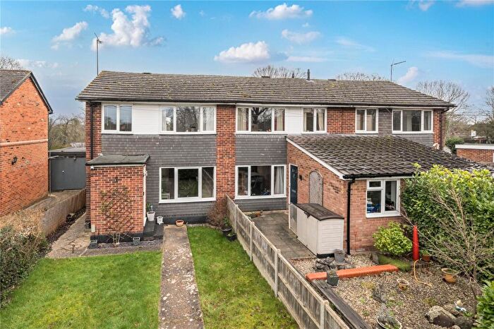 3 Bedroom End Of Terrace House For Sale In Rickman Close, Arborfield Cross, Reading, Berkshire, RG2